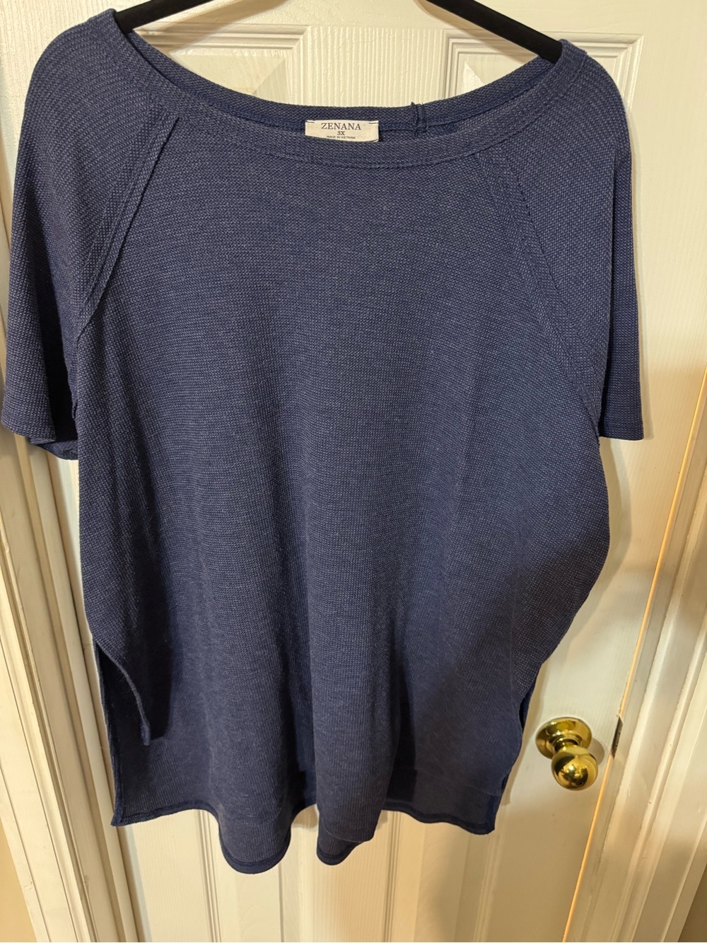 Zenana Outfitters Short Sleeve Knit Tunic in Navy Blue